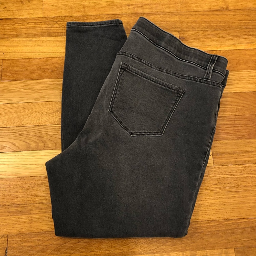 Gray Old Navy Rockstar Jeggings